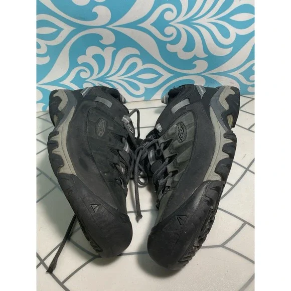 Keen Men Shoe Size 12 - Picture 2 of 6